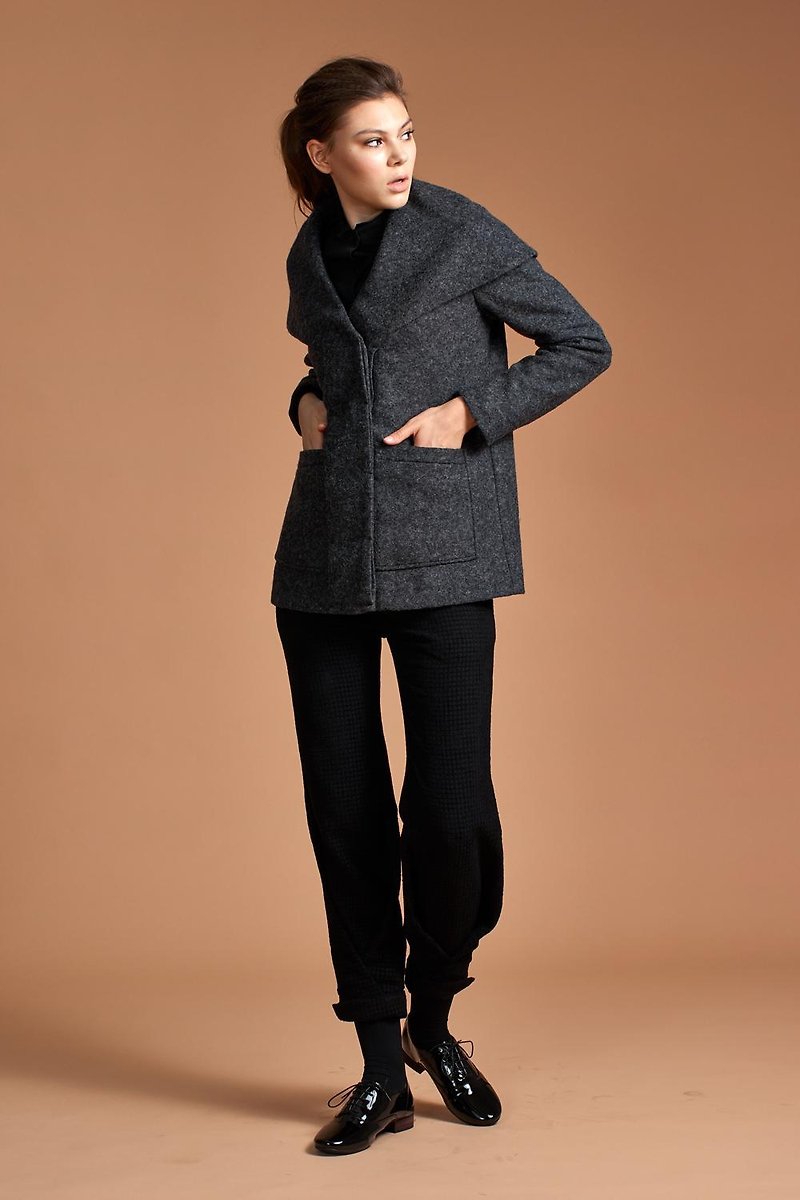 【换季特卖】深灰色羊毛翻领披肩外套 - 女装休闲/机能外套 - 羊毛 灰色