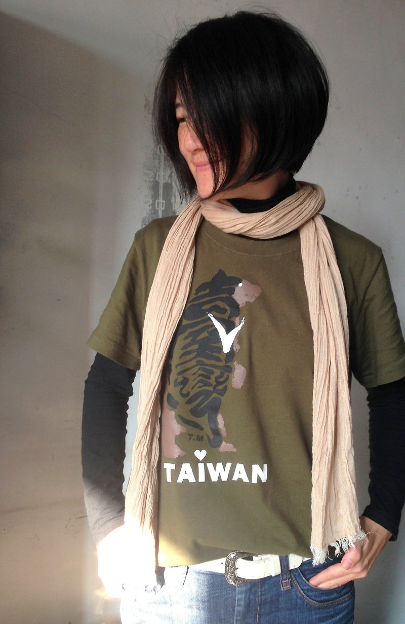 台湾黑熊纯棉T恤 - 女装 T 恤 - 棉．麻 绿色