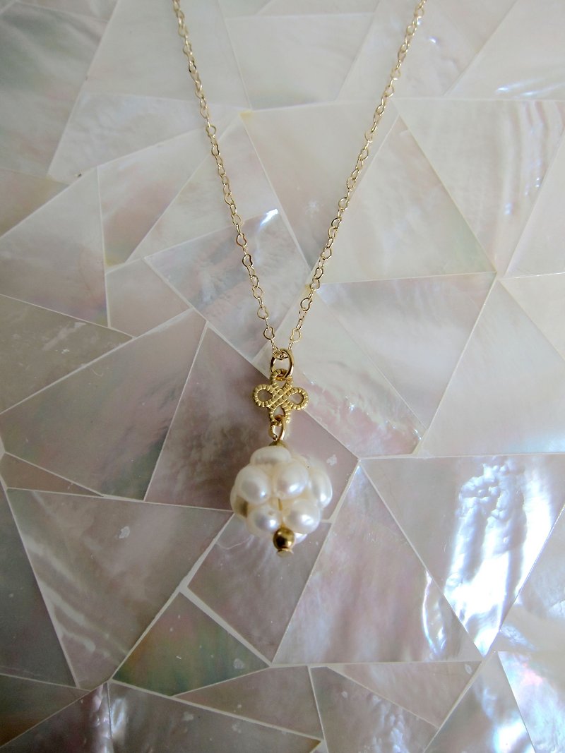 Minertés+古典圆球·黄铜项链+ - 项链 - 珍珠 白色