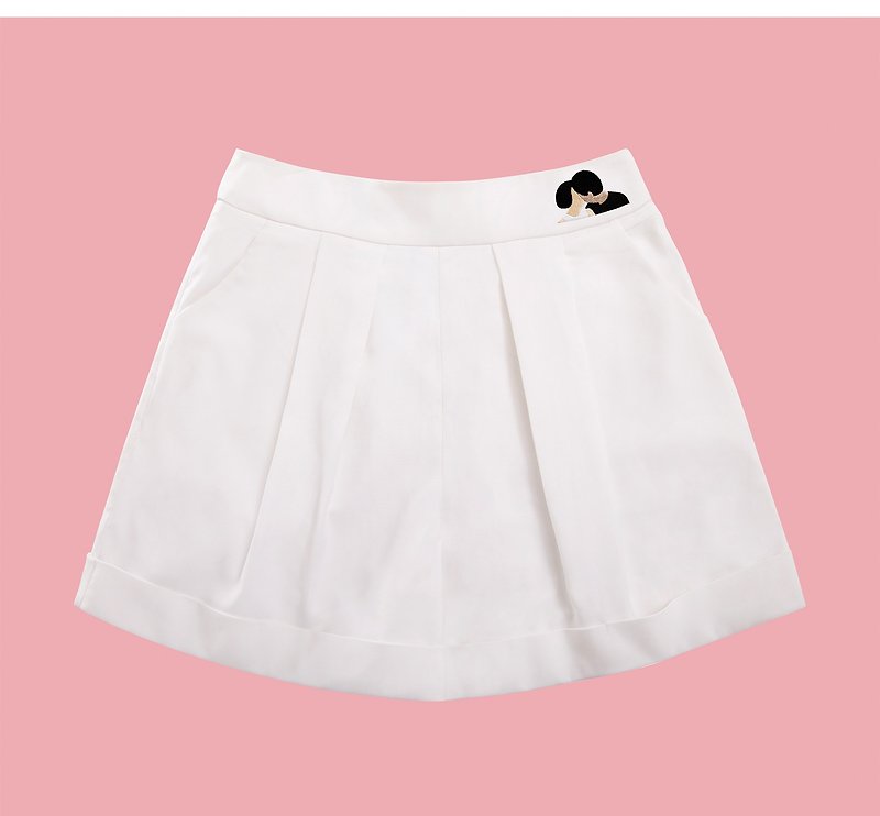 MSKOOK 短裙 阔腿短裤-白色 - 女装长裤 - 纸 白色