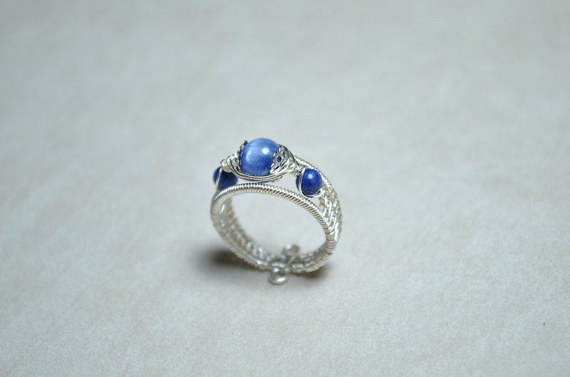 蓝晶石设计戒指-金属线/水晶 - 戒指 - 宝石 蓝色