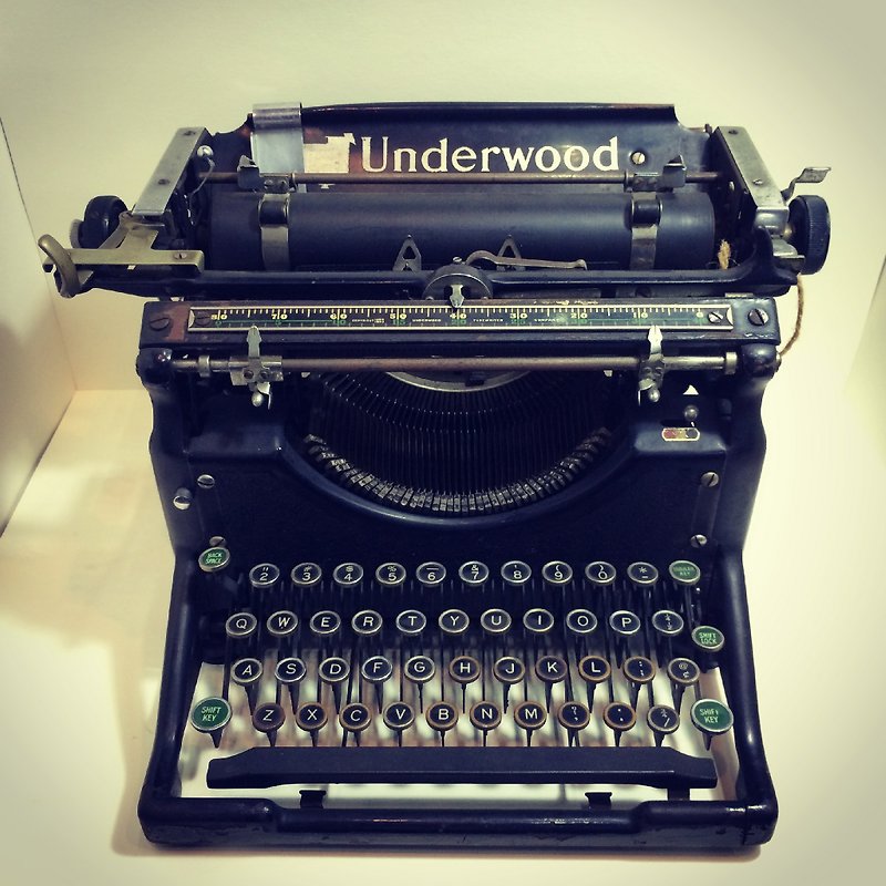 美国 underwood 1930年代 铸铁机械式打字机 摆设用 - 摆饰 - 其他金属 黑色