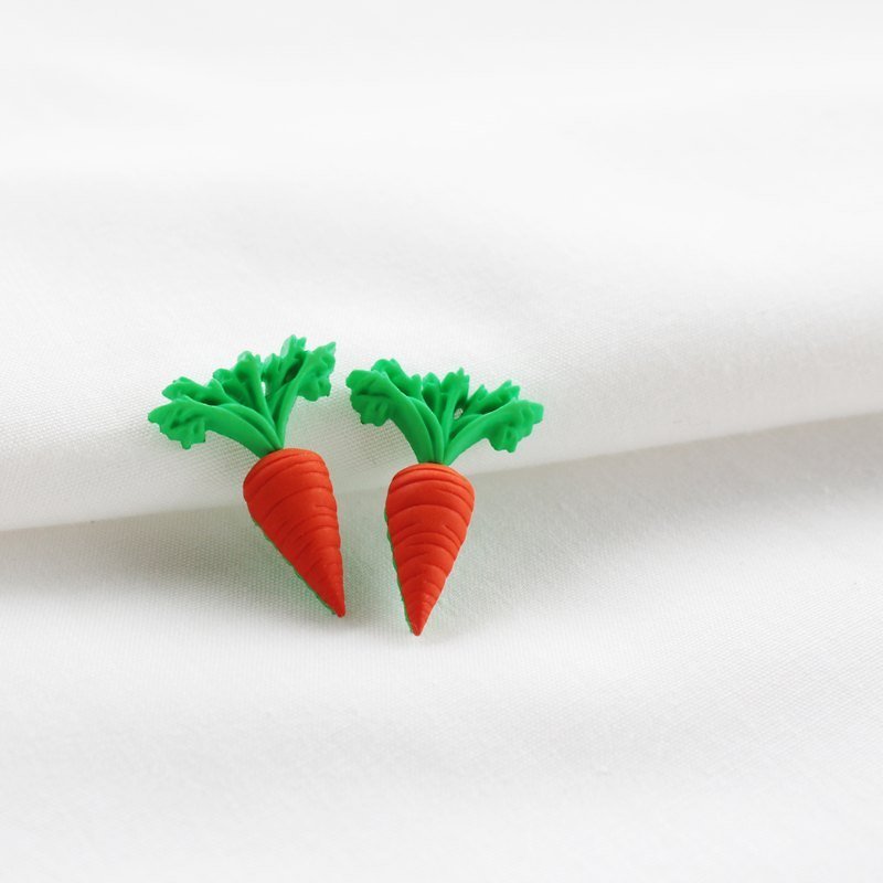 【BE.RUBY】童趣耳环-瘦胡萝卜 - 耳环/耳夹 - 塑料 红色