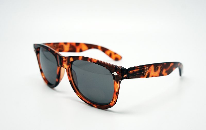 BLR 雷朋款 Eyewear 太阳眼镜 琥珀石 - 墨镜 - 塑料 橘色