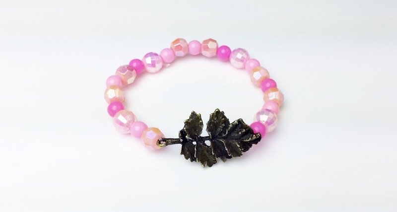 “古铜叶子 x 粉色彩珠”-串珠款 - 手链/手环 - 其他材质 粉红色