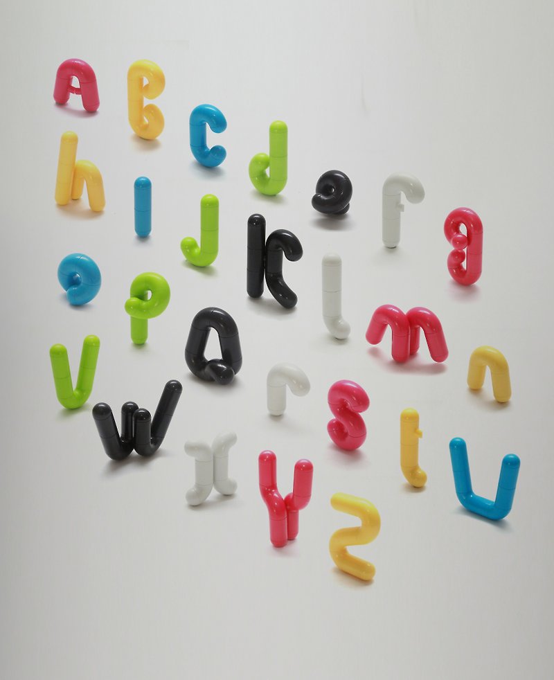 MOCA bricks - 字母钥匙圈 - 钥匙链/钥匙包 - 塑料 多色