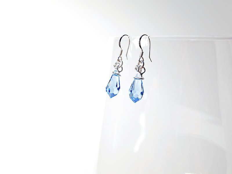 晶透水晶 925纯银耳环(浅蓝) - 耳环/耳夹 - 其他金属 蓝色