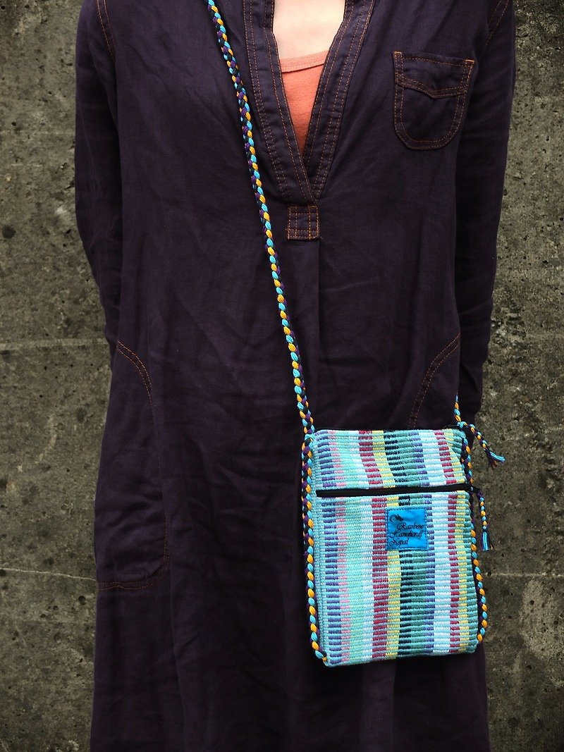 <全台独家手工编织>尼泊尔RHN侧背包／护照包／万用袋（粉绿彩纹） - 侧背包/斜挎包 - 其他材质 绿色