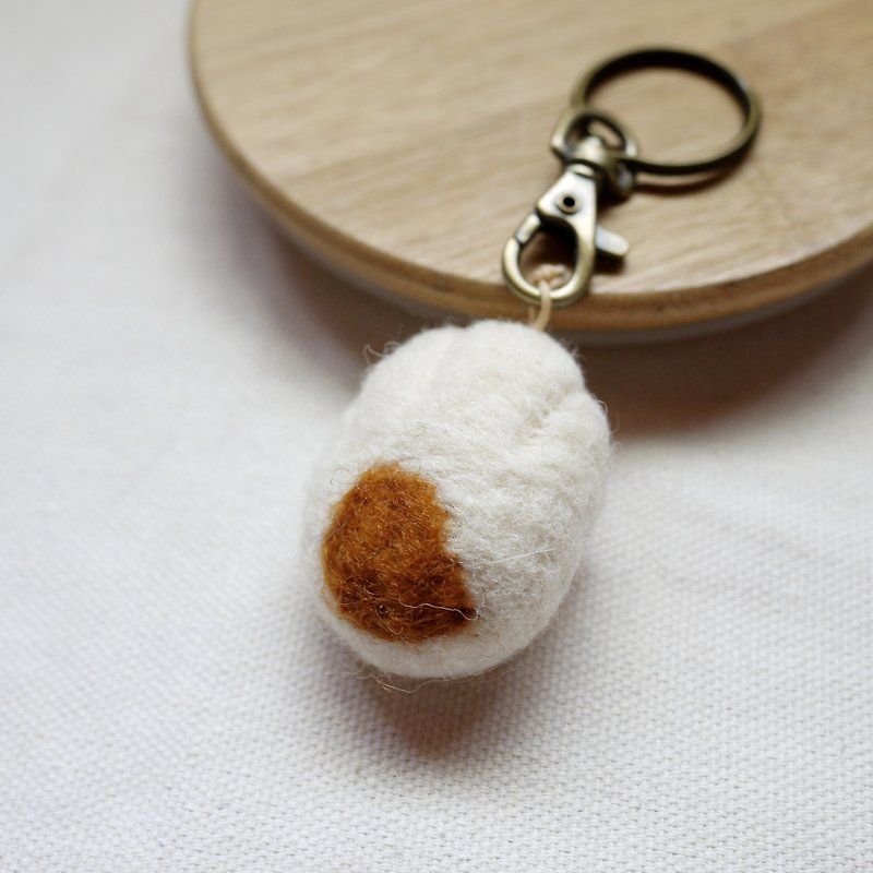 羊毛毡猫掌钥匙圈-白底焦糖点点 - 钥匙链/钥匙包 - 羊毛 