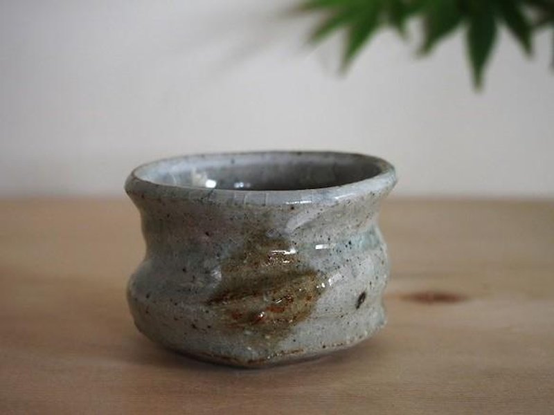 ぐい呑み＿yg1-009 - 花瓶/陶器 - 其他材质 白色