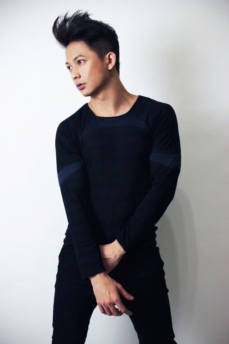 台湾 设计师品牌 男装 时尚设计 前卫流行 长袖 拼接 方领 上衣 黑色 - 男装上衣/T 恤 - 其他材质 黑色
