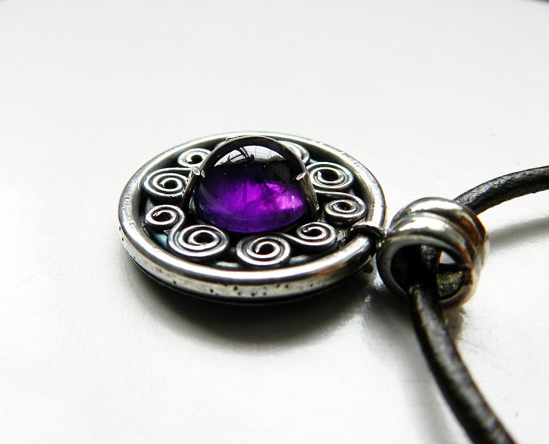 紫水晶曼陀罗 / 纯银 - 项链 - 宝石 紫色
