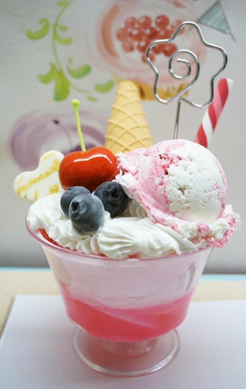 手工制缤纷冰淇淋点心杯杯   (草莓樱桃) - 贴纸 - 其他材质 红色