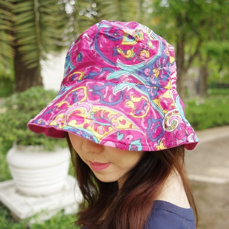 Boho Chic Style 渔夫帽-粉红色遗产图 - 帽子 - 棉．麻 红色