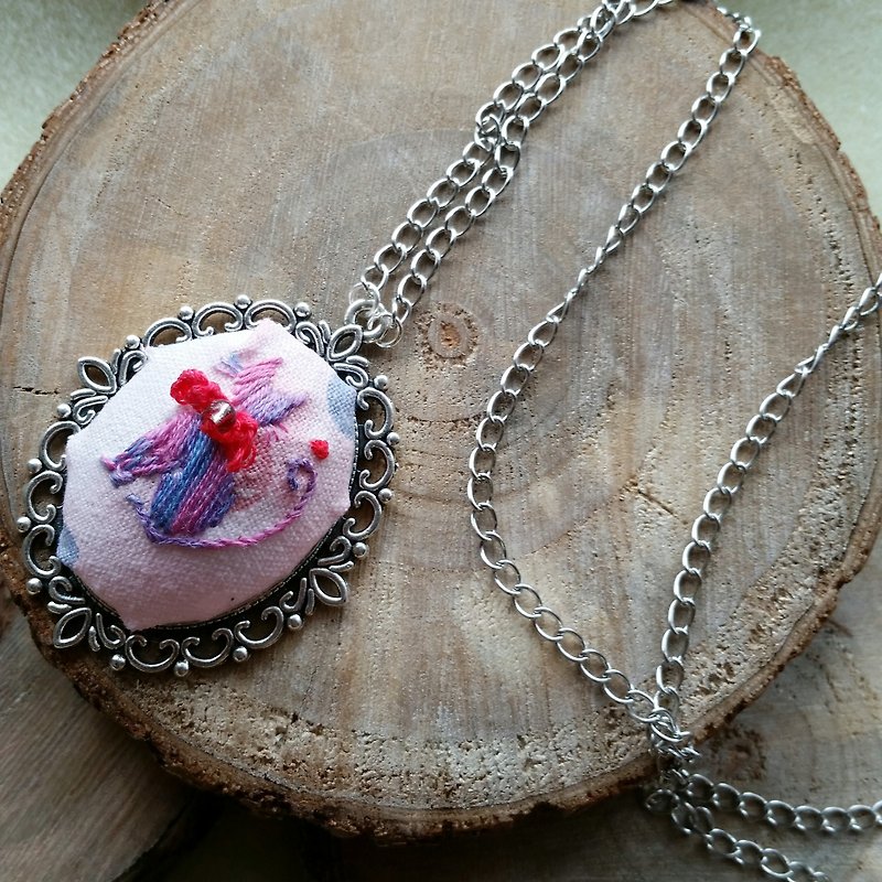 3D embroidery long necklace 幻彩猫立体刺绣长项链 - 长链 - 绣线 紫色