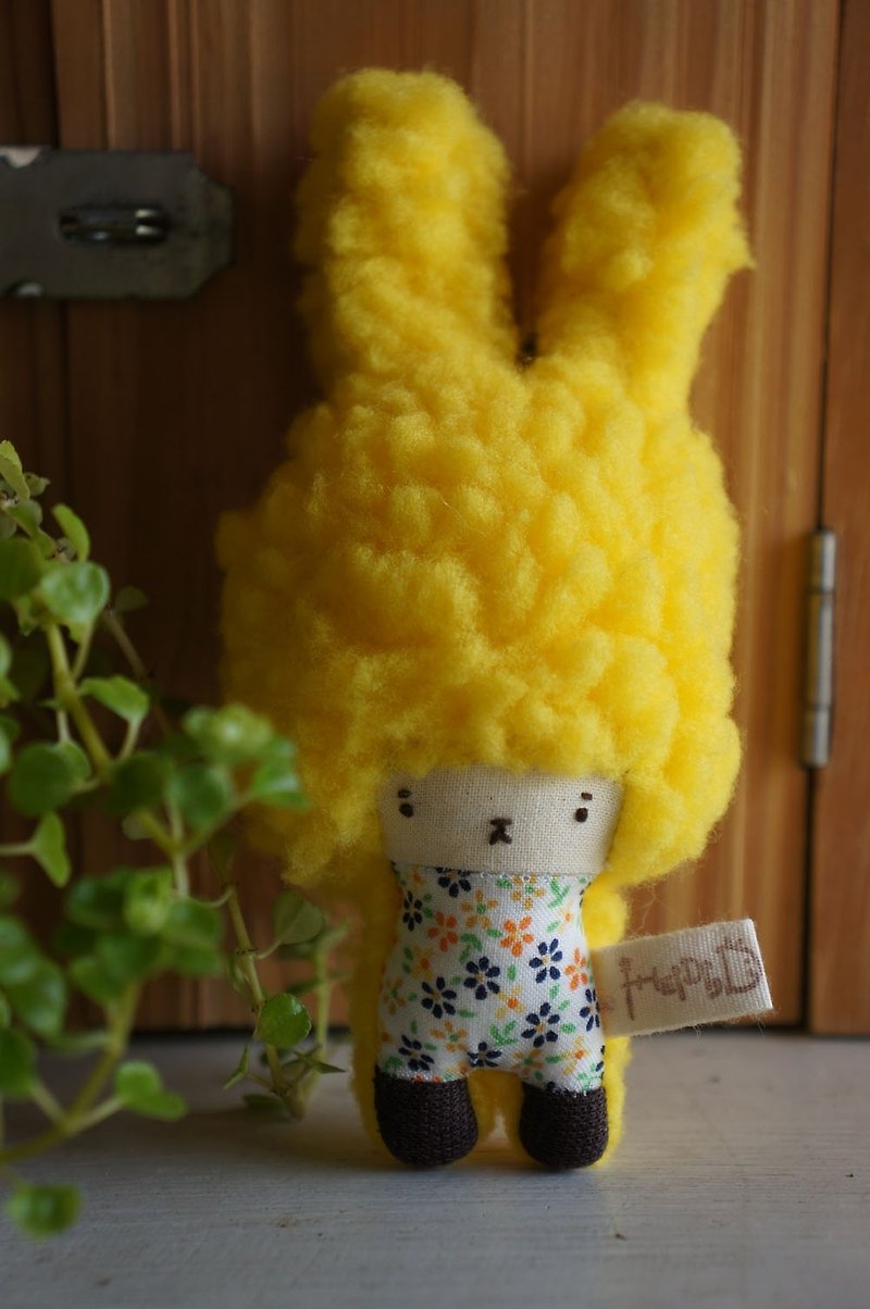 朵儿小兔-太阳黑花夫人 - 吊饰 - 其他材质 黄色