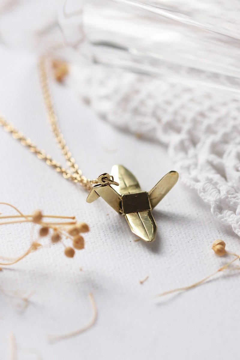 Origami bird pendant necklace by linen. - 项链 - 其他金属 