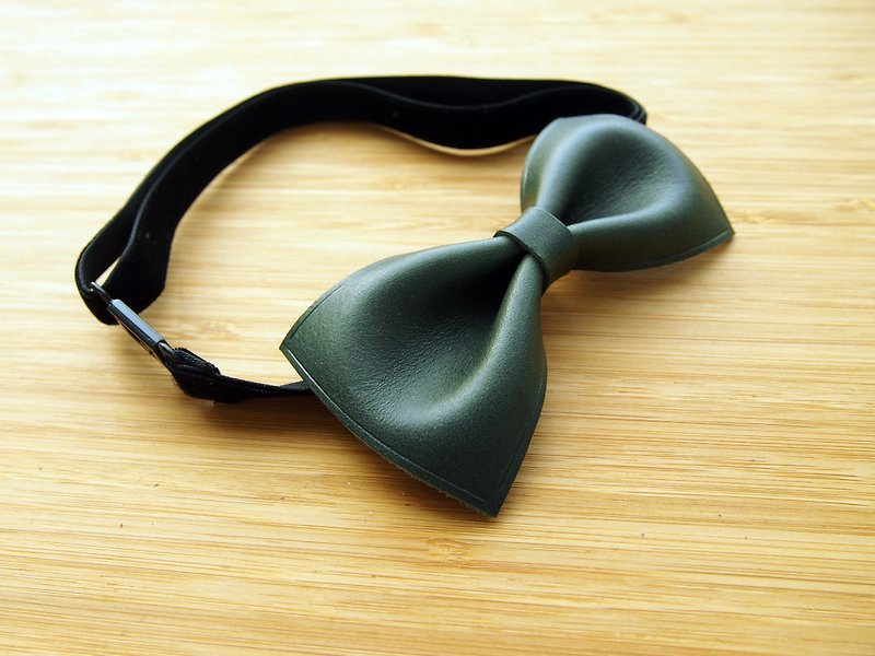手工制作 军绿色植鞣皮制领结 - 领带/领带夹 - 真皮 