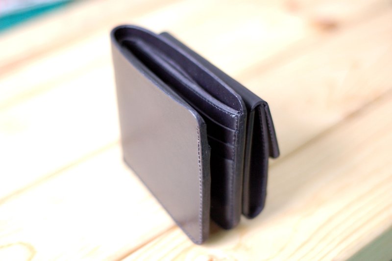 【DOZI皮革手作】短夹五号。组合式短夹零钱包、皮夹-可改设计，此款有2个钞票夹层、1个识别证窗、3个卡插、零钱袋，样图为黑色 - 皮夹/钱包 - 真皮 多色