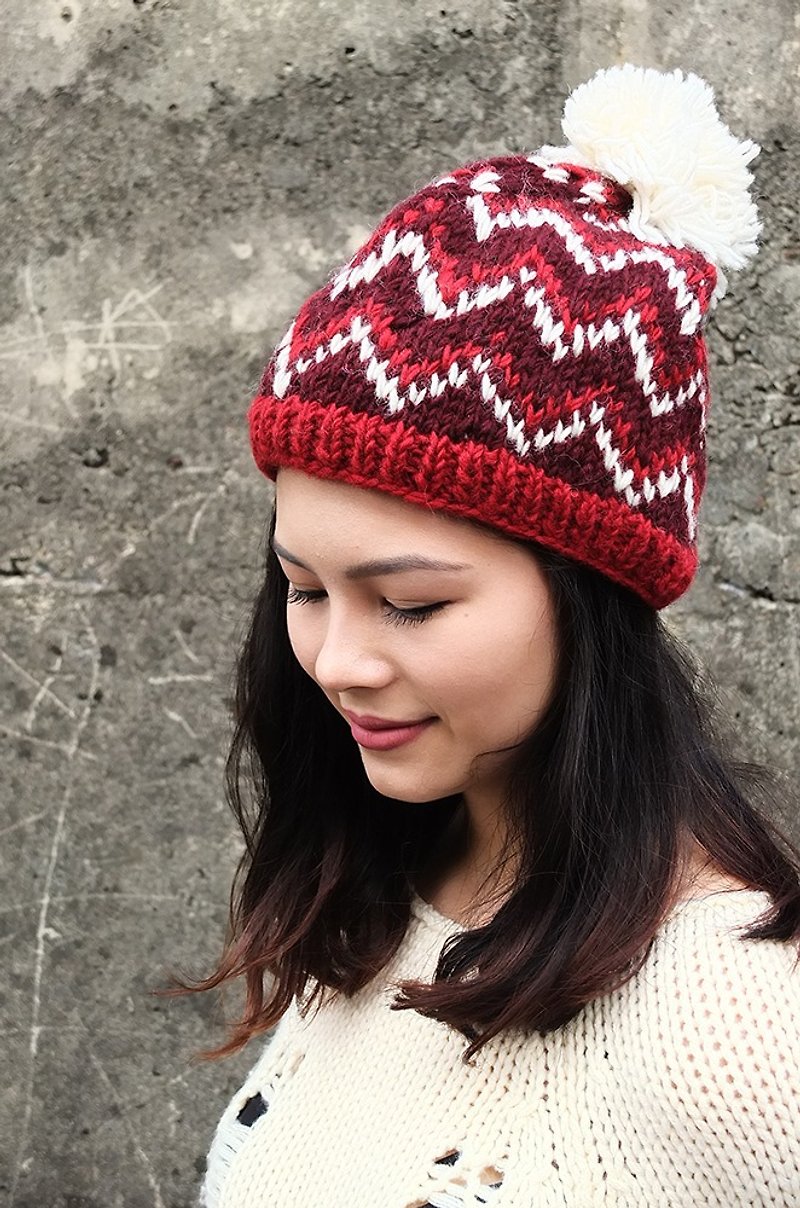 【乐拍子】纯羊毛手编毛帽Hand-made in Nepal（v纹-紫红） - 帽子 - 其他材质 红色