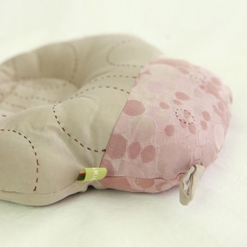 KAKIBABY专利天然柿子染布 - 瓢虫(红色)婴幼儿专用头部定型枕 - 满月礼盒 - 棉．麻 金色