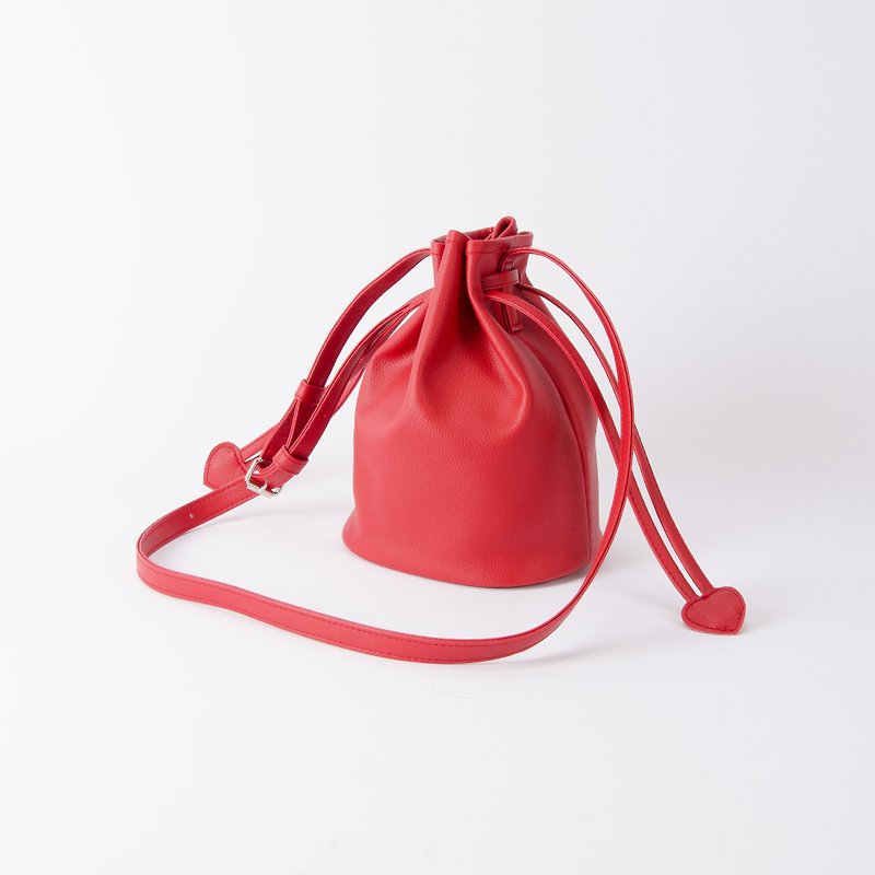 糖果系束口小水桶包 手提肩背两用 Mira Red / 美丽红 - 侧背包/斜挎包 - 人造皮革 红色