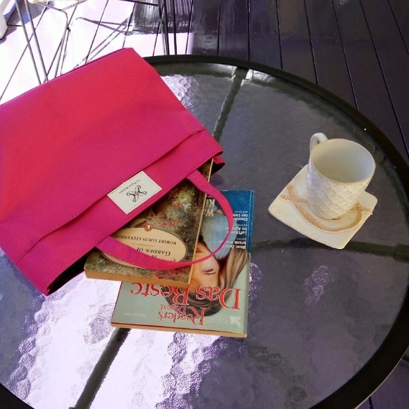 LaPoche Secrete: 交换礼物_优雅收纳袋中袋_优雅粉 - 化妆包/杂物包 - 棉．麻 粉红色