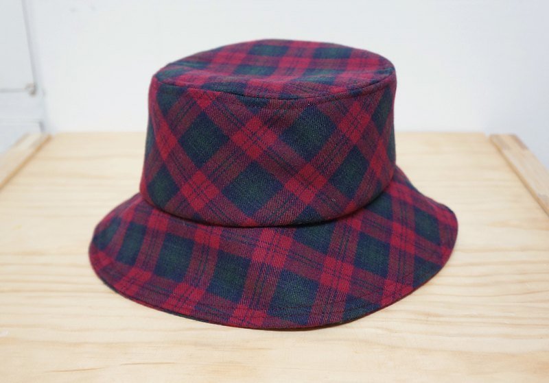 ☚ 好个性 _ 冬季渔夫帽 _ 长毛绒红格纹 ☛ - 帽子 - 其他材质 红色