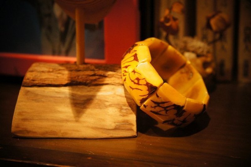 Vista[见闻]，南美洲，Tagua象牙果手环 - 砖型，黄 - 手链/手环 - 植物．花 黄色