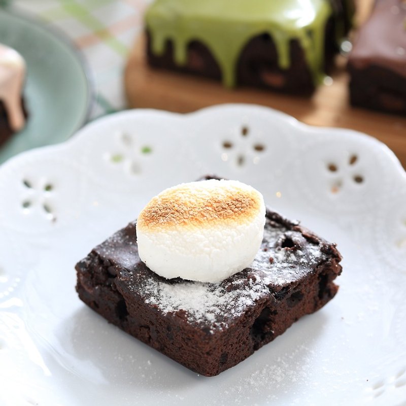【黑熊先生巧克力布朗尼】雪白棉花糖布朗尼 - 蛋糕/甜点 - 新鲜食材 白色