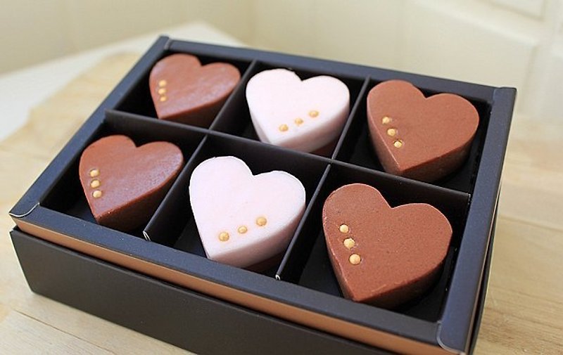 甜蜜香氛-爱心巧克力香皂礼盒 - 香薰/精油/线香 - 植物．花 咖啡色