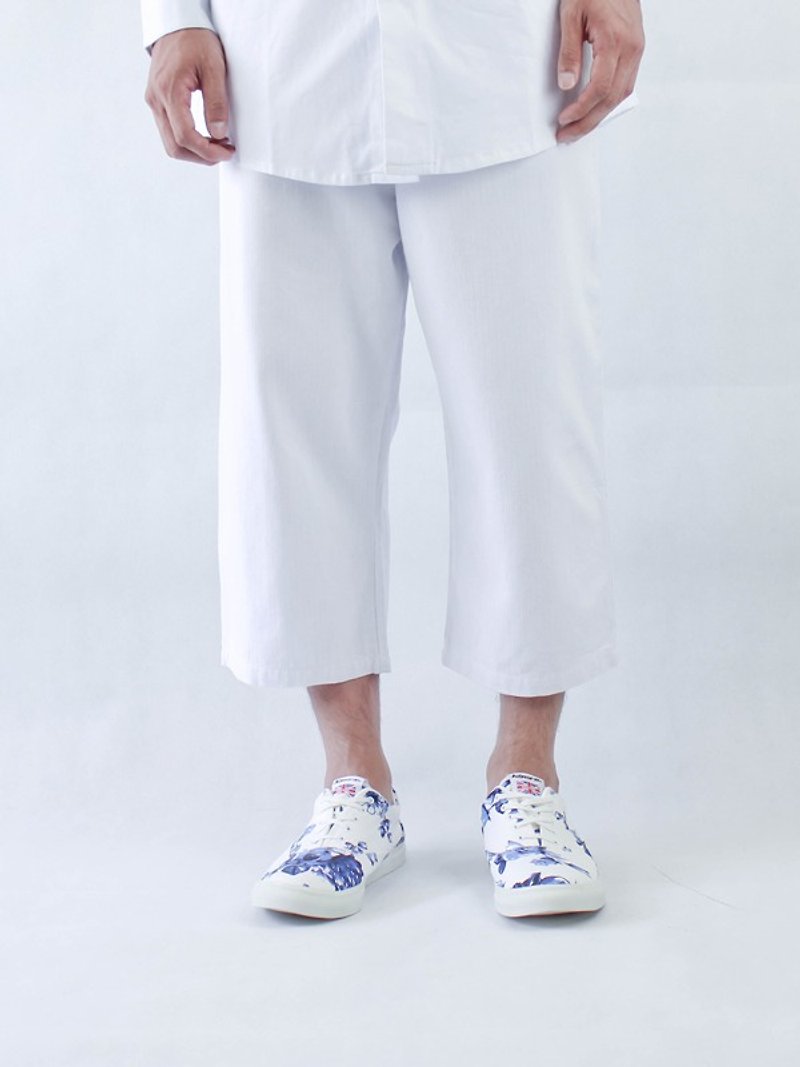 Chainloop 白色牛仔宽裤 时尚服饰 白色 松身剪裁 台湾制造 - 男士长裤 - 棉．麻 白色