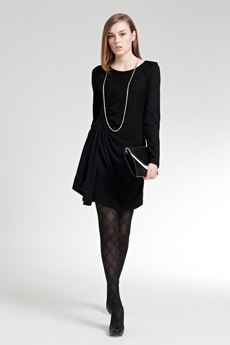 不对称垂坠百褶针织洋装 Pleated Wool Dress - 洋装/连衣裙 - 其他材质 黑色