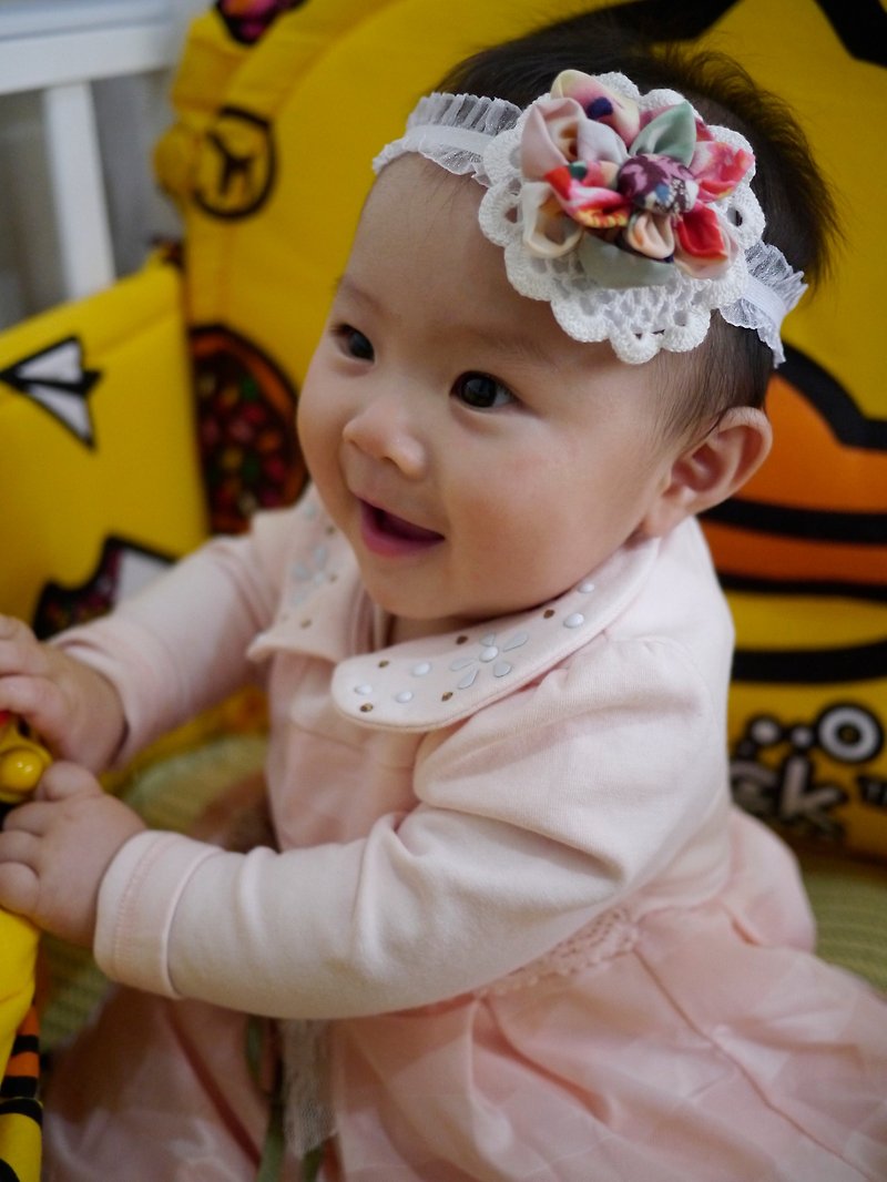 《宝宝发饰系列》粉色日系花朵婴儿头带 婴儿发带 - 围嘴/口水巾 - 其他材质 粉红色