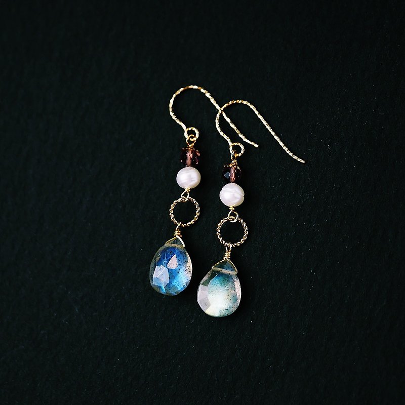 轻珠宝玻璃体拉长石强蓝光秀气耳环水晶 - 耳环/耳夹 - 水晶 灰色
