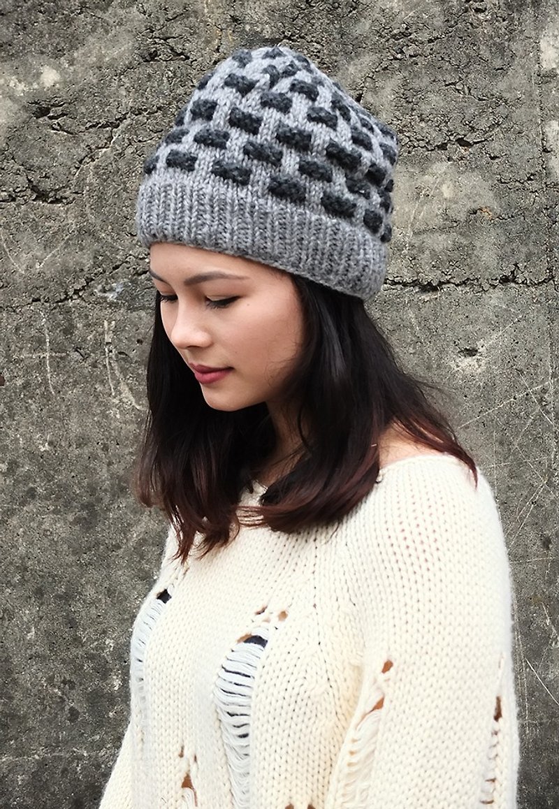 【乐拍子】纯羊毛手编毛帽Hand-made in Nepal（立体条纹_深灰） - 帽子 - 羊毛 灰色