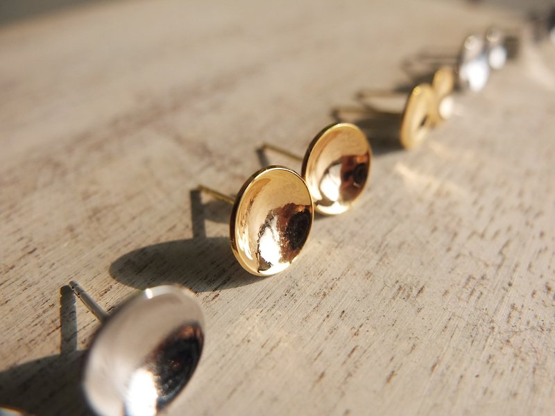 【大圆】极简约耳针式耳环 / 全手工 纯银 - 耳环/耳夹 - 其他金属 金色