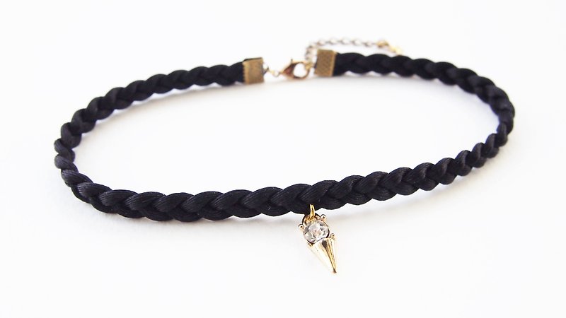 Black braided choker / necklace with diamond spike charm. - 项链 - 其他材质 黑色
