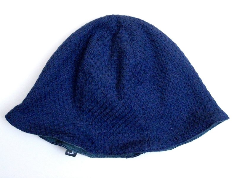 MaryWil浪漫小花苞双面帽-立体绣花帽 - 帽子 - 其他材质 蓝色