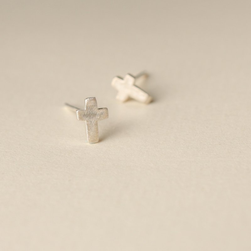 小十字架纯银耳环 - 耳环/耳夹 - 纯银 