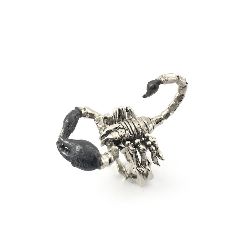 Zodiac Scorpio ring is for Scorpio in white bronze and oxidized antique color ,Rocker jewelry ,Skull jewelry,Biker jewelry - 戒指 - 其他金属 