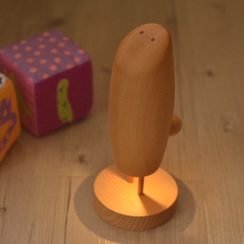 MoziDozen 小亮哥  按一下就会亮  小夜灯  亲手制作  木制品  电池  免费手工刻字 - 灯具/灯饰 - 木头 卡其色