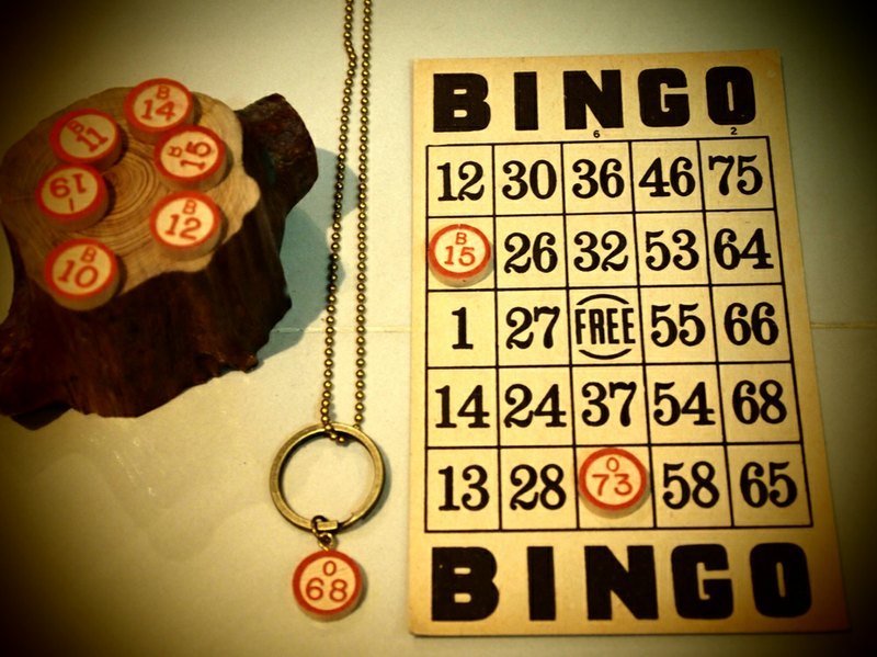 经典游戏Bingo钥匙圈+项链+宾果板特制明信片组 三合一组 - 项链 - 其他材质 卡其色