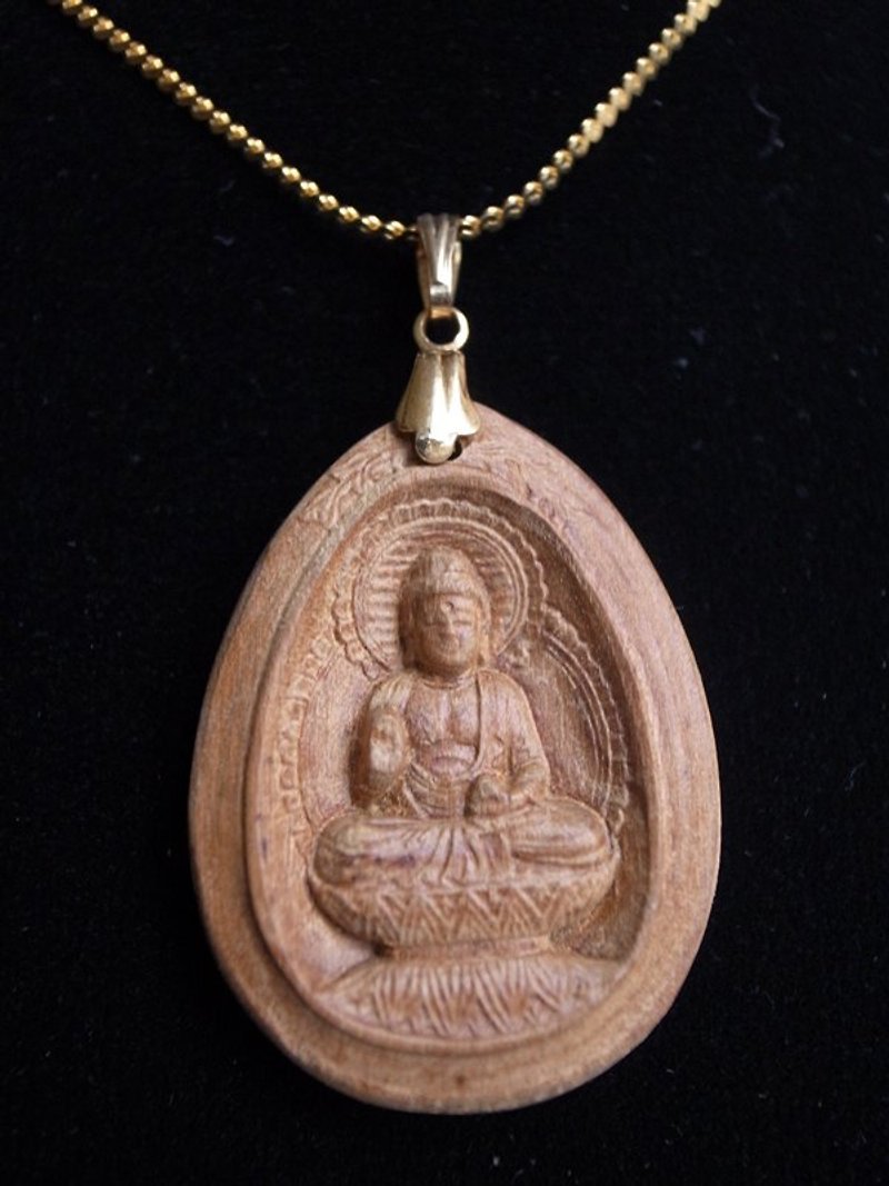 有保佑 祈求身体健康 的礼物 ㊣印度老山檀香木护身项链-药师佛菩萨（金项链款） - 项链 - 木头 咖啡色