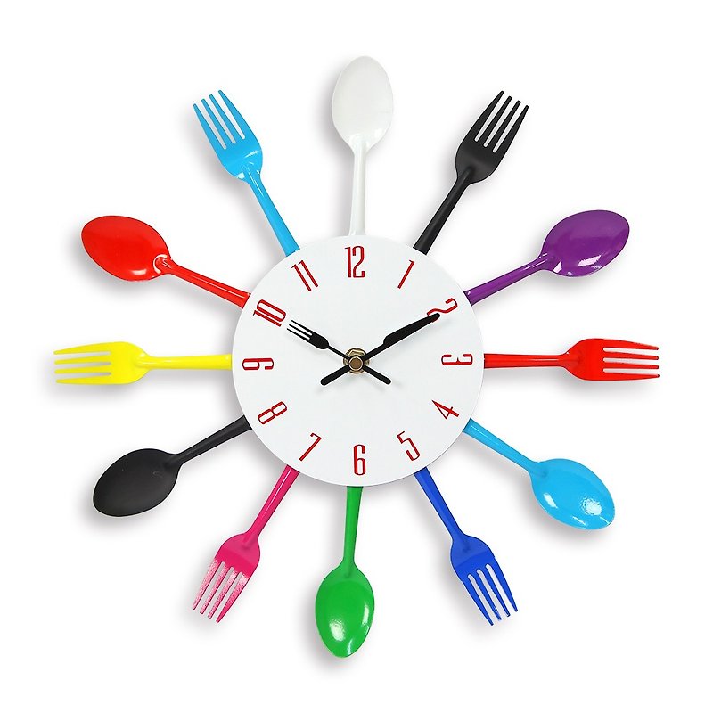 iINDOORS 彩虹餐具静音时钟 挂钟 铁钟 设计 刀叉 汤匙 餐厅装饰 - 时钟/闹钟 - 其他金属 多色