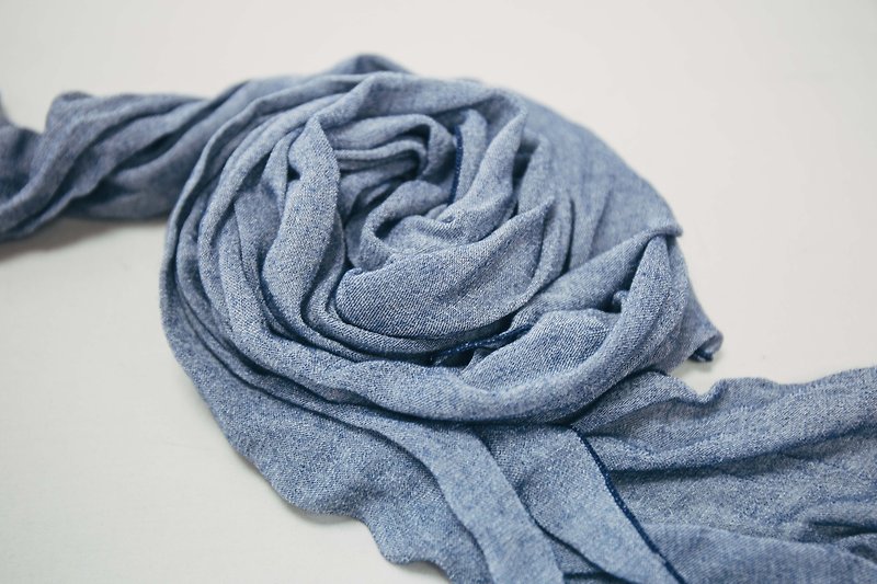 胶原蛋白凉感丝巾 - 灰蓝 - 丝巾 - 其他材质 蓝色