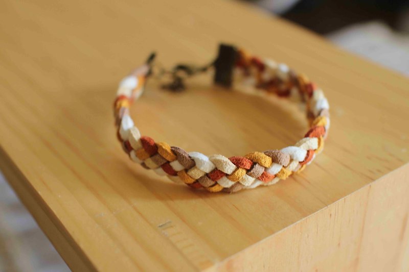 编织手环--韩国麂皮绒【狐狸入秋】 - 手链/手环 - 真皮 橘色