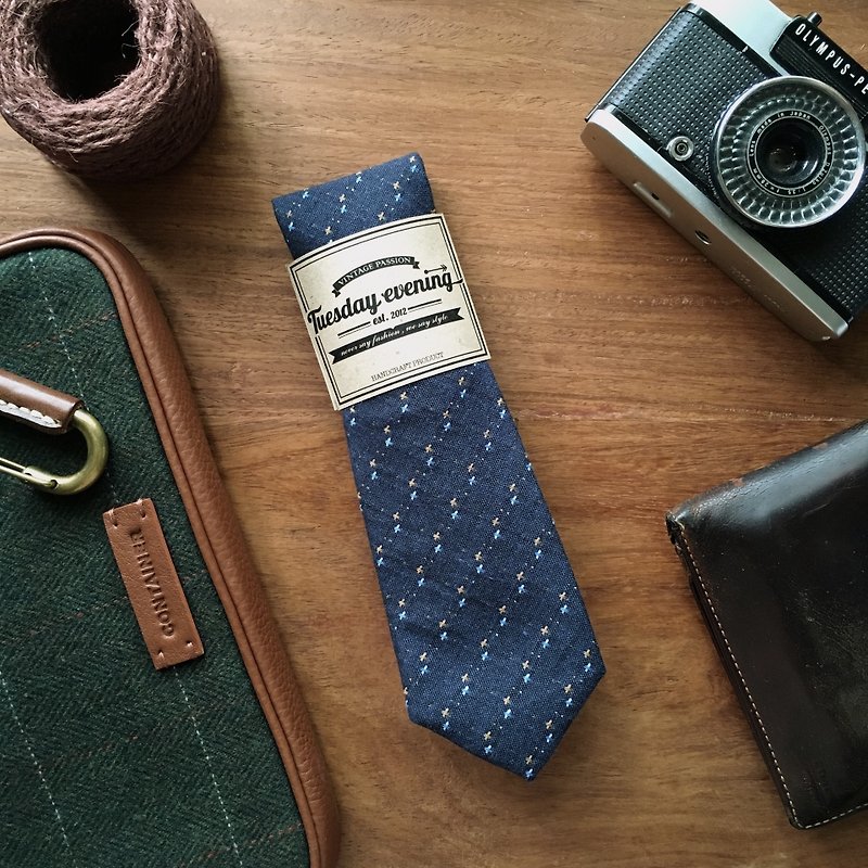 Necktie Blue Dot Cross - 领带/领带夹 - 其他材质 蓝色