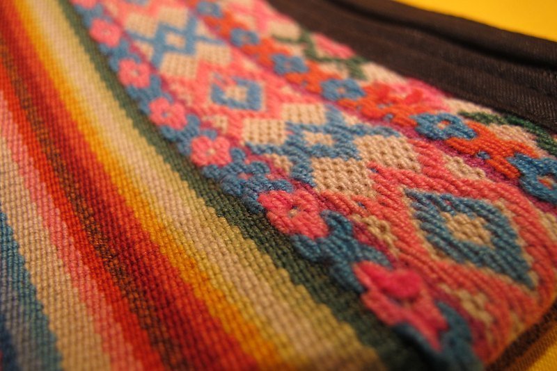 羊驼织布拼接多彩织布长方包-粉蓝 - 其他 - 其他材质 多色