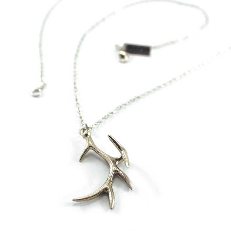 Stag horn pendant in white bronze,Rocker jewelry ,Skull jewelry,Biker jewelry - 项链 - 其他金属 